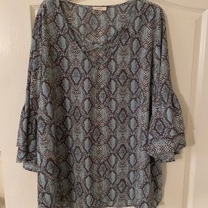 NWOT ODDY Blue/Brown Snakeskin Blouse- Size 3XL